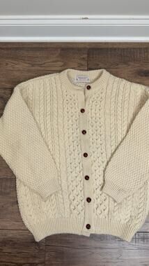Vintage WOOL Cable Knit Cardigan Fisherman Aran Chunky Sweater Wood Buttons M